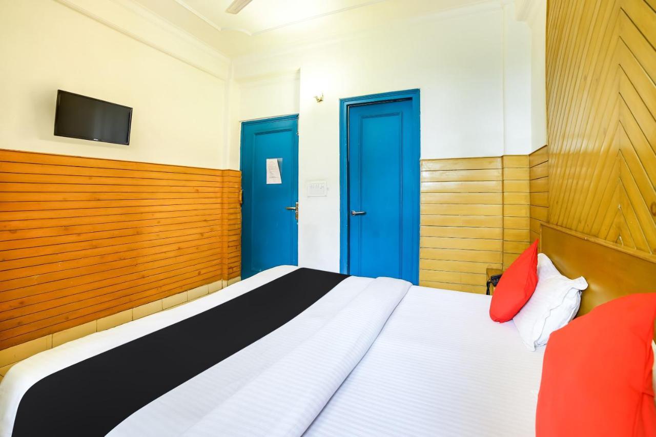 Capital O 48354 The Nest Neu-Delhi Exterior foto